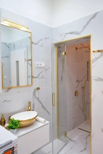 Gold'n Marble * Budapest